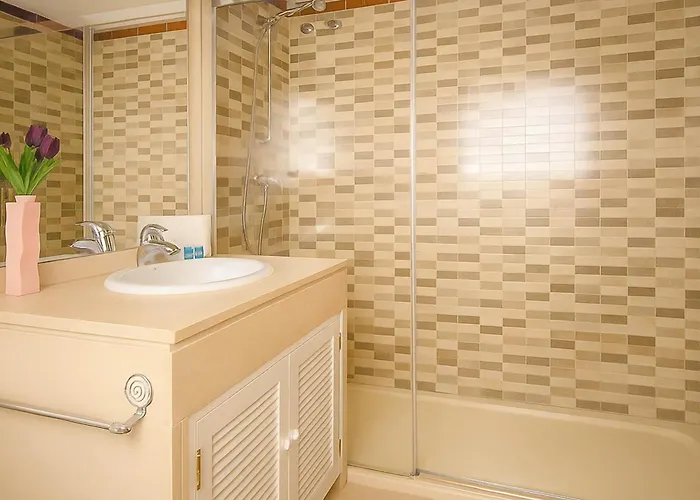 Апартаменти Cristina *